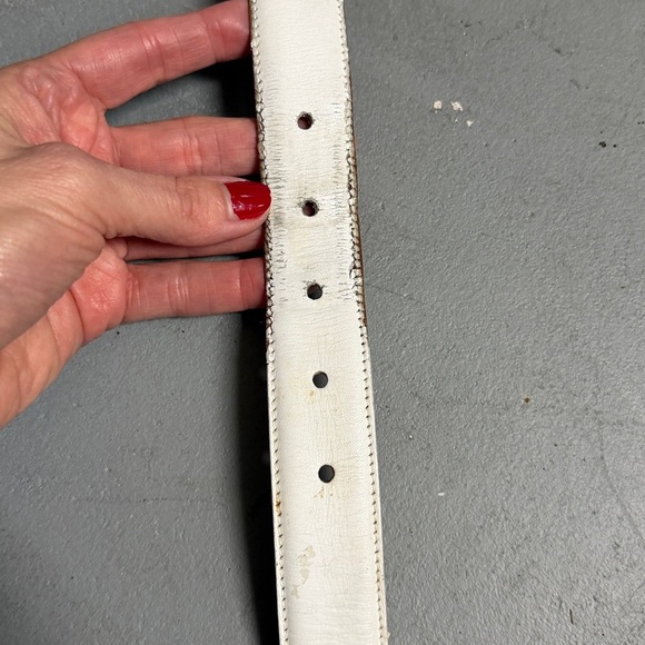 Salvatore Ferragamo made in Italy white silver belt 34 vintage